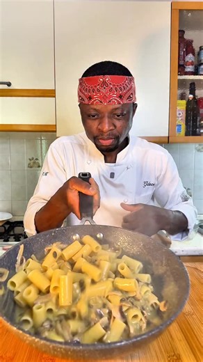 Gideon kad| cucinagideon on Instagram: "Super easy & quick pasta, the one that saves dinner 🍝 Pasta super facile e veloce, quella che salva la cena 🤤🍝😍"