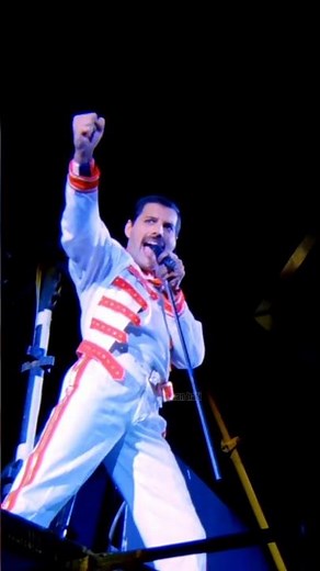 One Vision: Irreplaceable Charisma & Energy #queen #freddiemercury #concert #live #budapest #1986