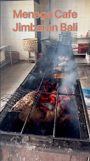 "Hidden Gem in Jimbaran! Menega Café’s Famous Seafood Feast 🌊🔥” #bali#travel #food #pinederosa