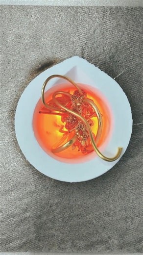 Extracting Pure Gold from Old Jewelry 🌐 #jewelry #luxury #gold