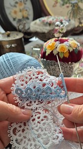834K views · 20K reactions | 瑱淋Chain and ring in #tatting lace. The difference between them. For the ring at the end of the #stitching, the thread is closed at the base, for the chain it is passed through stitches and does not close. The first steps for this simple lace I posted today, in a long video, on my YT channel, link in my profile. There you can clearly see how to start working on this tatting border lace. Video is accessible to everyone. Good luck! | Sina Crafts | Facebook
