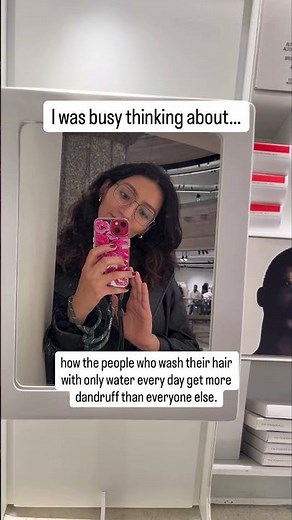 Should you wash hair without shampoo? Can you wash hair with only water daily? Hairfall and dandruff