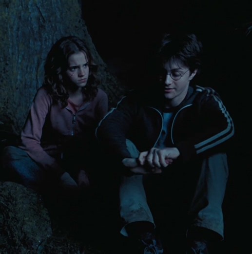 #HARRYPOTTER | im so cold #fyp #viral #harrypotteredit #harrypotter @Harry Potter