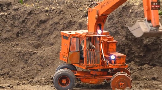 Best RC Truck and Construction Moments - Watch the full version now on YouTube! 🔔 Subscribe for more weekly RC Truck & Construction Action! #rctruck #rcconstruction #rcmodels #modelbuilding #rc #rctrucks #scaleRC #rctruckevent #modellbaumesse #modellhobby #tamiya #lesu #scaleart #heavyequipment | RC Action Channel