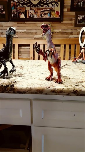 BUZ LOOK A ALIEN #roblox #jurassicworld #pterosaurus