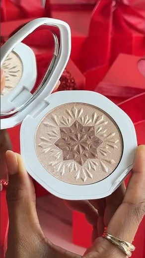KIKO Milano - Snow Kissed Holiday - Gifting
