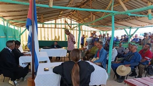 Condenan a cinco años de cárcel a trabajador por robo en parque solar de Santiago de Cuba