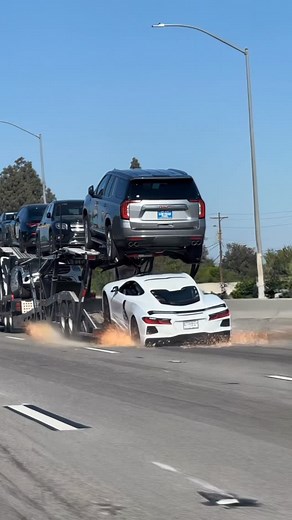 Uzbek Boys | ✅ Follow like ❤️ and share video 🇺🇸 Sizlardan biz Uchun LAYK ❤️ Va Albatta Koment ✅ #trucking #transport #logistics #freight #shipping... | Instagram