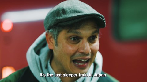 Inside the First class Sleeper Train in Japan ( it has shower )