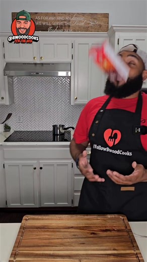 I'm assuming this is what a pizza puff is. I saw it and had to try it, we have deep fried Hot Pockets for the win! 👉Deep fry 350° for 3 min. | bwoodcooks