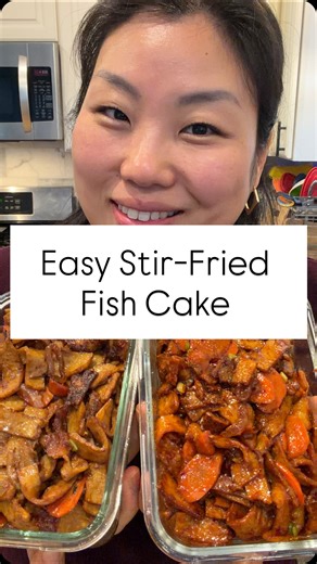 Esther R. on Instagram: "Easy Stir-Fried Fish Cake (Two Ways) “Eomuk Bokkeum” This banchan is always a hit with my kids, and I can throw in whatever veggies I want to use up! Ingredients: - 5-6 sheets of the flat rectangular fish cake cut into 1” strips (0.5” wide) or squares (totally your preference). - 1/2 onion sliced - 1 green onion sliced - Veggies of choice: carrots (sliced or cut into matchsticks), bell peppers (cut into matchsticks), Korean pepper sliced (sliced) - 2 cloves of garlic, mi