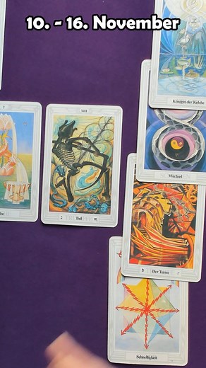 Fische ♓ Tarot – Horoskop November 2025 (47. Woche) ✨ Kurzes Tarot Horoskop für den Fische – 47. Kalenderwoche im November 2025. Dieses allgemeine Tarot Reading kann Hinweise für Liebe, Beruf, Erfolg und Deine persönliche Entwicklung geben. 🔮 Persönliche Kartenlegung: angelaernmantarot.etsy.com YouTube @angelaernmantarot #Tarot #Fische #Horoskop #taroskop #orakelheute #orakel #tarotkarten #wassermanntarot #tarotorakel #orakeltarot #kartenlegerin #kartenlegen #kartenlegenlassen #sternzeichen | A