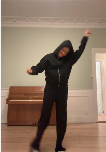 Morning Line Dance Routine You Can't Resist