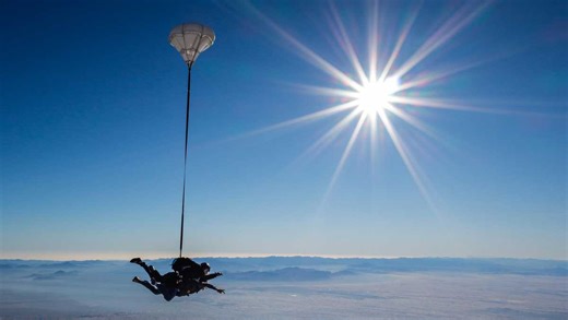 Woman dies in skydiving accident in Georgia