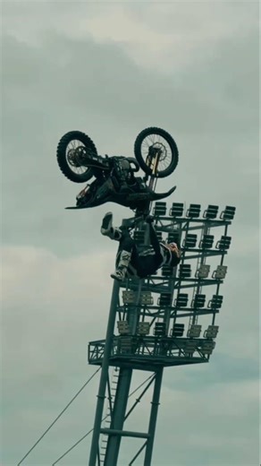 crazy bike stunts #bikestunts #stuntriding #bikestunts #shorts #sportbike