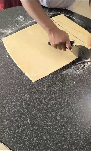 Easy Homemade Croissant Recipe for Beginners