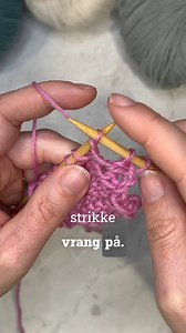 Hvilken metode bruker du for å strikke vrang? 🧶 Strikkere er uenige – er du team «vanlig kontinental» eller «norsk vrangmaske»? 😏 Les mer om de to ulike metodene her: https://www.startsiden.no/strikking/hvordan-strikke-vrang-hvilken-metode-er-best | Kreative idéer - Vær Kreativ