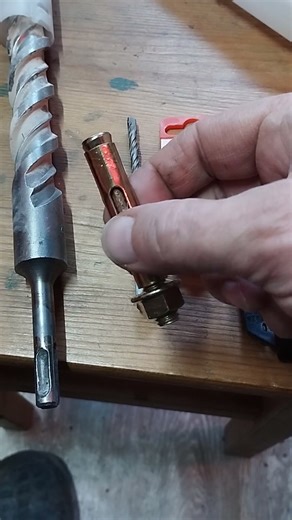 How to clamp an SDS Plus bit into a standard chuck