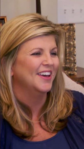 The #Chrisley family welcomes Julie's bestie into their home for the night!
