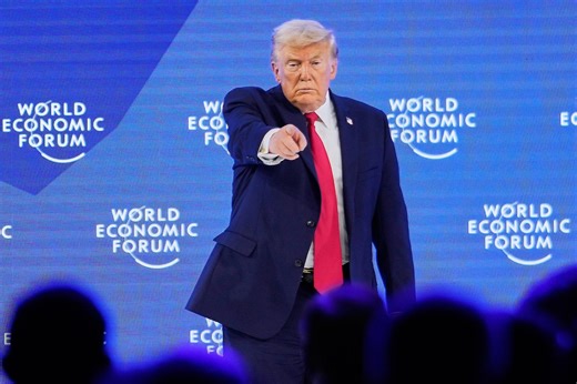 Christine Ockrent: "Donald Trump est un homme d'outrances et on en a vu une démonstration embarrassante au WEF" | RTS