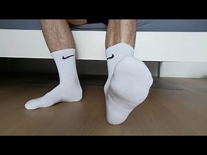 Brand NEW White Nike CREW-SOCKS