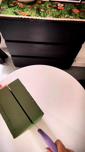 💚🌷🌼 #diyflowers #floraldesign #flowerarrangement #makingbouquets | FloralSupplies.com