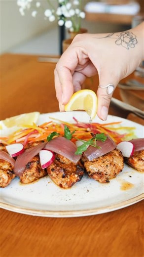 Saffron Restaurants on Instagram: "Dinner is calling… and it’s bringing the heat  Chettinad-style black pepper chicken tikka, perfectly grilled and made to wrap! ✨ #saffronsancarlos #saffronrestaurant #bayareaeats #bayarearestaurants #bayareafood #eatersf #eater #indianfoodbayarea #bayareaindianfood #authenticindianfood #chickentikka #foodiereels"