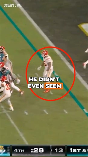 229K views · 1.2K reactions | Did Chris Jones give up? Kansas City Chiefs' tough loss to Jacksonville Jaguars has fans buzzing. Dive into the final play drama! What's your take on this game-changer? ‍♂️ #Chiefs #Jaguars #NFL | NFL Buzz | Facebook