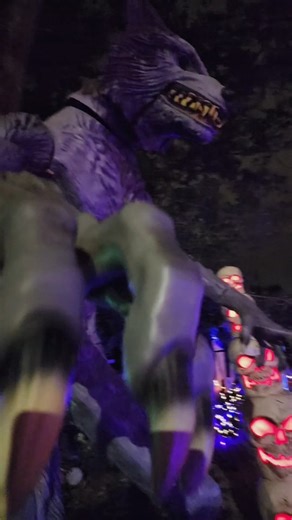 Howling werewolf | Margie Magpie