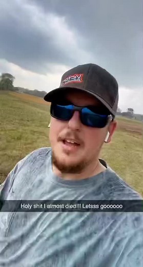 73K views · 1K reactions | Lightning strikes only once? Asking for a friend. Want to be featured? Message us your Funny Videos! #FunnyVideos #Weather | Funny Videos | Facebook