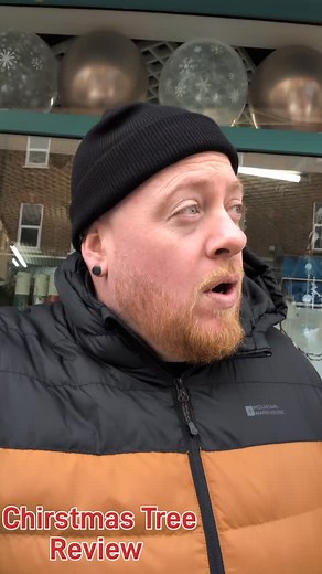 It's time for a Christmas tree review number 3 in that Broadstairs #ChristmasTreeReview #Christmas2025 #HolidayDecor #FestiveSeason #ChristmasTreeInspo #ChristmasVibes #HomeDecorIdeas #HolidayAesthetic #XmasDecor #ChristmasMagic #TreeDecor #FestiveHome #HolidayInspo #ChristmasContent | AMJ Comic