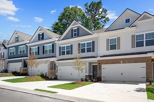 Franklin Manor by Smith Douglas Homes