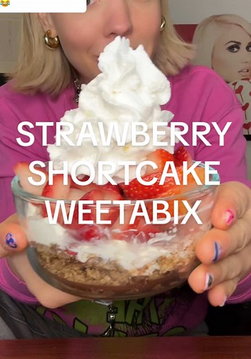 Strawberry Shortcake Overnight Oats with Weetabix