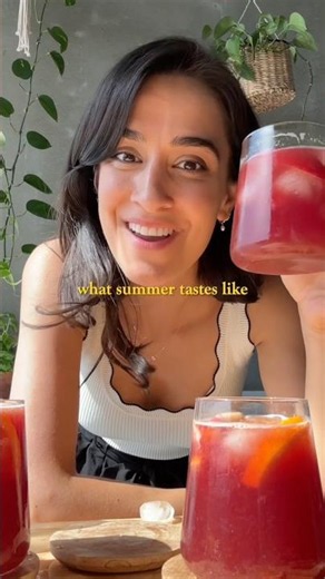 The easiest summer SANGRIA ☀️🍊🍎