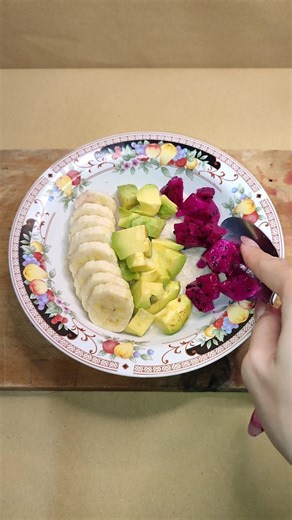 fruit oatmeal breakfast bowl🥑🍌🍓 #cooking #food #asmr