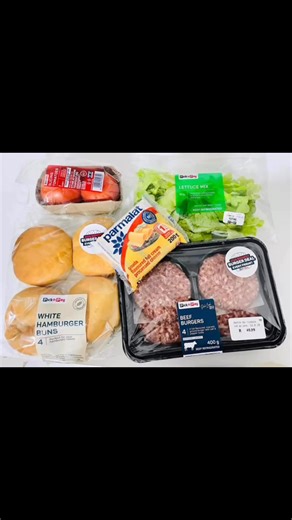 1.6K views · 14 reactions | All items for R50 only on Fridays Pick n Pay when you swipe your FNB & smart shopper card , if you use another bank it’s R100 #burgerFridays #StarSender | Orietencia Khosa | Facebook