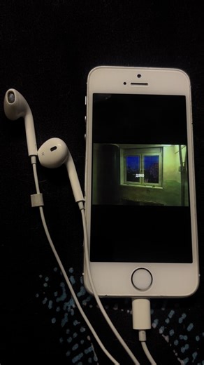 Exploring Global Recommendations for iPhone Users