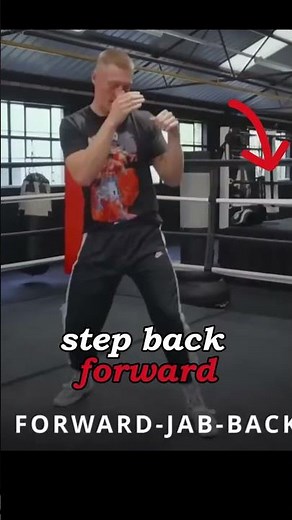 Boxing Footwork: Master the Pendulum Step to Control Distance #mma #boxing #kickboxing #ufc #sports