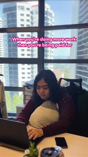 A job that overworks and underpays you is a job… NOT worth doing! 😤🙅‍♂️ Find a job that truly matches your Pace on Jobstreet. Download the app today! Link in bio. #JobstreetbySEEKSG #JobstreetBetterMatches #BetterMatches