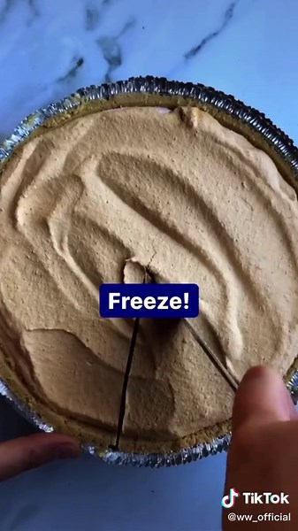 Delicious Four-Ingredient Pumpkin Pie Recipe