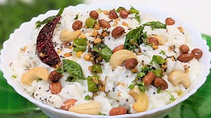 12K views · 250 reactions | Curd Rice | Indian Yogurt Rice | Dahi wale Chawal | Sunita Agarwal Ingredients Required- 1 cup rice 3 cup water 2 cup fresh curd 1 tsp salt 2 tbsp oil 1 tbsp peanuts 8-10 cashews 1 tsp mustard seeds 1 tsp cumin seeds 1 tsp chana dal 1 tsp urad dal 1/2 inch chopped ginger 2 chopped green chilli Curry leaves a pinch of asafoetida 3 dry red chilli Coriander leaves #curdrice #rice #dahiwalechawal #chawal #cookedrice #cooking #recipes | Sunita Agarwal | Facebook