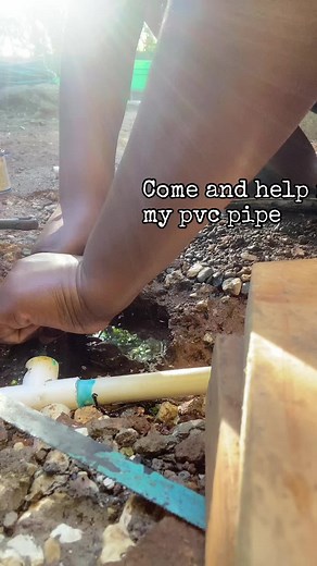 How to Fix a Broken PVC Pipe at Home - Female DIY