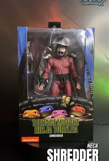 Shredder TMNT (1990) box art | NECA action figure