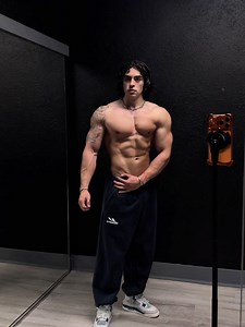 Brayan Lopez on Instagram: "Samurai energy ⚔️ @belikanjewelry 🔱 @youngla Code BRAYAN 15% off @myprotein code BRAYAN #fitnessmotivation #aesthetics #explore #fitnessjourney #motivation #gymmotivation #ﬁtness #anime #aesthetic #photodump"