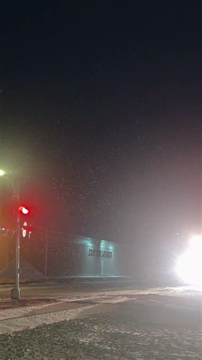 HLCX trails on WSOR train through Hartford, WI