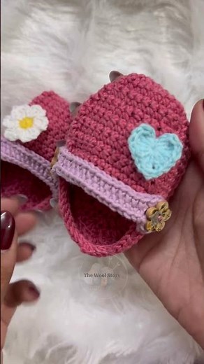 Crochet Crocs for Baby Girl 🧒 #crochet #diy #handmade #crochetpatterns