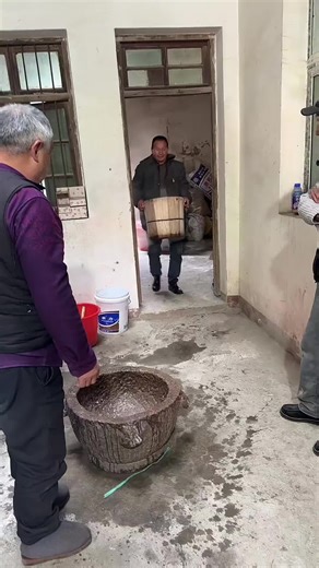 Savoring Memories with Sticky Rice Cakes