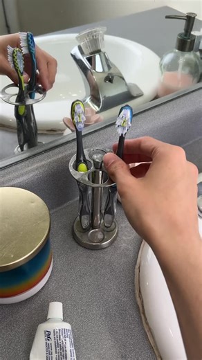 Did you know our 12% Hydrogen Peroxide makes a great cleaner for retainer cases and toothbrush cups? Say goodbye to odor and buildup #AHarrisHome #hydrogenperoxide #multipurposecleaner #stainlesssteel #multipurpose #cleanwithme #cleaninghacks | PF Harris | Facebook