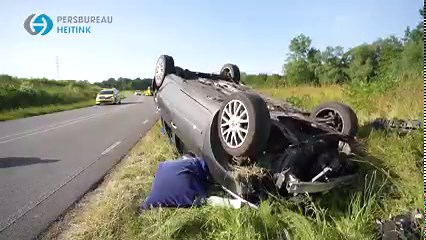14K views · 60 reactions | Auto slaat over de kop. Meer info op: https://www.gelrenieuws.nl/2023/05/video-update-auto-slaat-over-de-kop-slachtoffer-per-traumahelikopter-naar-ziekenhuis-gebracht.html | GelreNieuws | Facebook