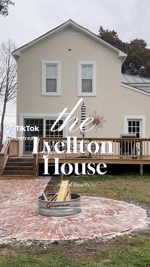 Discover the ultimate retreat in Colonial Beach, VA! 🌊 Book your dream vacation rental directly at JMCRetreats.org and experience pure relaxation and adventure. Don't miss out! #ColonialBeach #vacationgoals #bookdirect #thelyelltonhouse #colonialbeachva #jmcretreats #potomacriver #airbnb #airbnbsuperhost